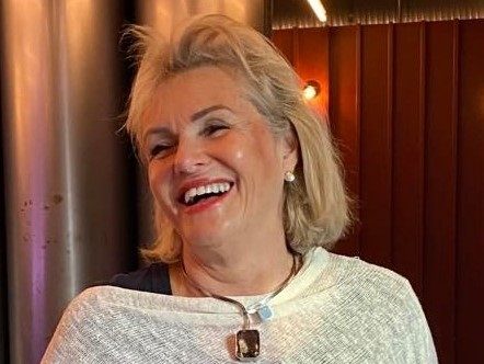 Foredrag: Min vei ut av ensomheten – og til 116 land! med Charlotte Ehde-Eliassen
