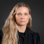 Bildet viser en forfatter