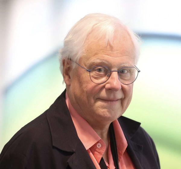 Bildet viser forfatter Petter Wallace.